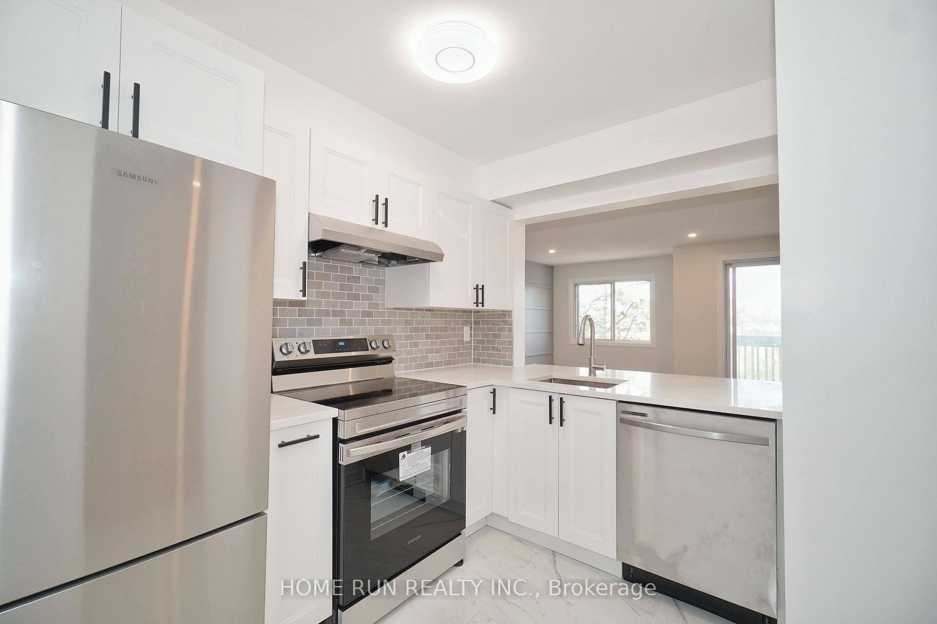 Photo 12 of Unit 303, 214 Viewmount Drive, Ottawa, Borden Farm/Stewart Farm/Carleton Heights/Parkwood Hills — HOMEH