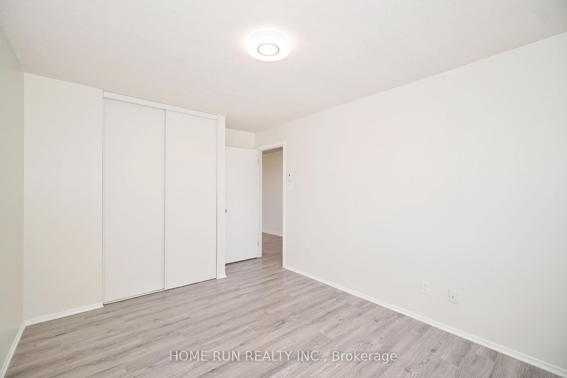 Photo 20 of Unit 303, 214 Viewmount Drive, Ottawa, Borden Farm/Stewart Farm/Carleton Heights/Parkwood Hills — HOMEH