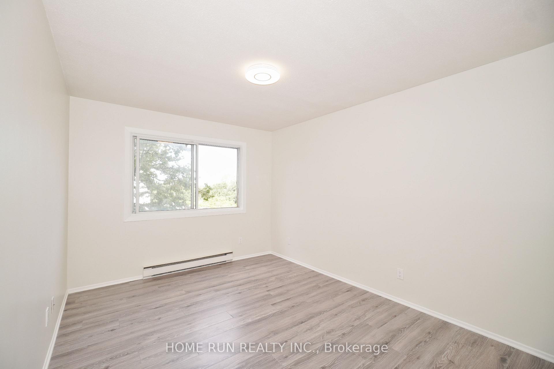 Photo 21 of Unit 303, 214 Viewmount Drive, Ottawa, Borden Farm/Stewart Farm/Carleton Heights/Parkwood Hills — HOMEH