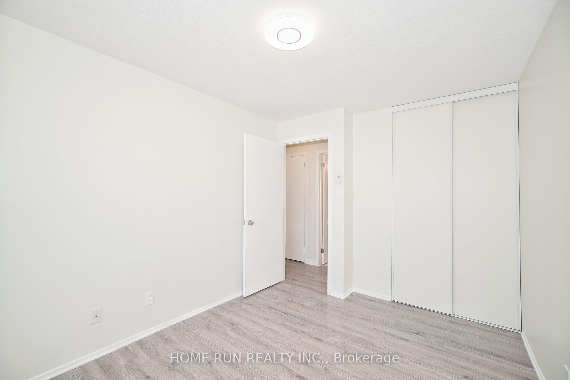 Photo 25 of Unit 303, 214 Viewmount Drive, Ottawa, Borden Farm/Stewart Farm/Carleton Heights/Parkwood Hills — HOMEH