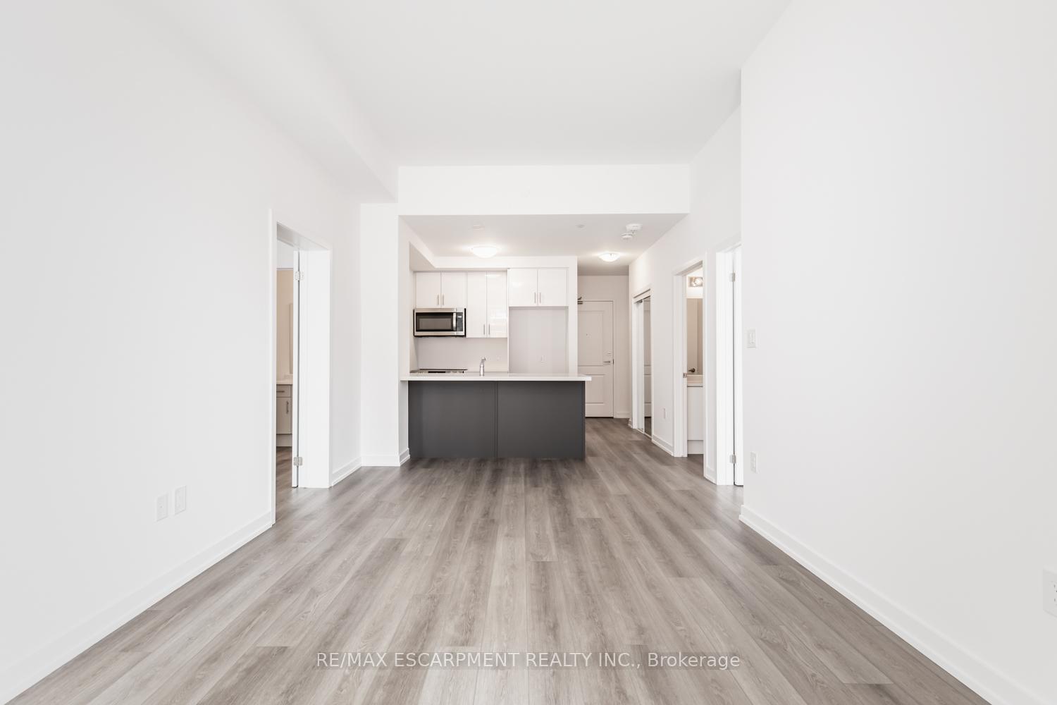 Photo 12 of Unit 128, 460 Dundas Street E, Hamilton, Waterdown — HOMEH
