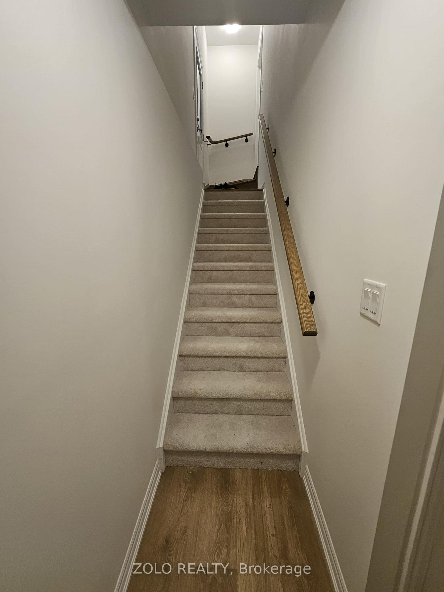 Photo 8 of Unit Lower, 100 West Oak Trail, Barrie, Rural Barrie Southeast — HOMEH