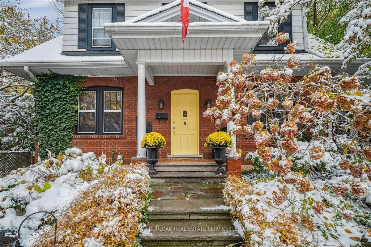 Front of 263 Hart Avenue
