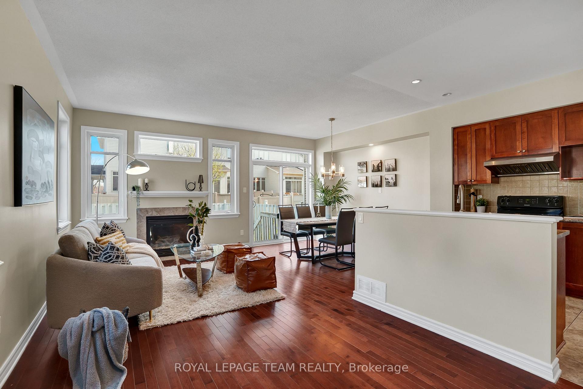 Photo 6 of 74 Madelon Drive, Ottawa, Barrhaven - Longfields — HOMEH