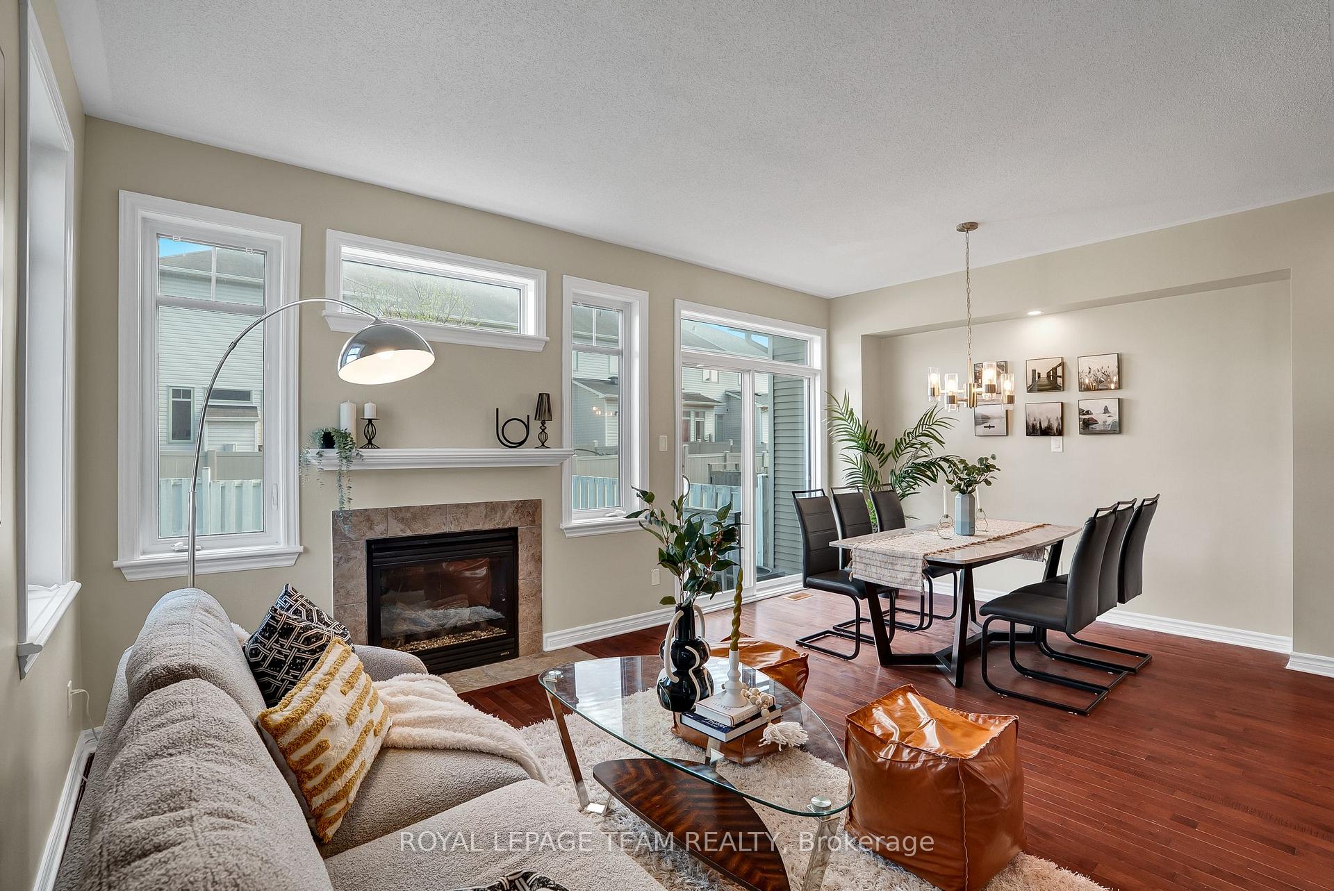 Photo 11 of 74 Madelon Drive, Ottawa, Barrhaven - Longfields — HOMEH