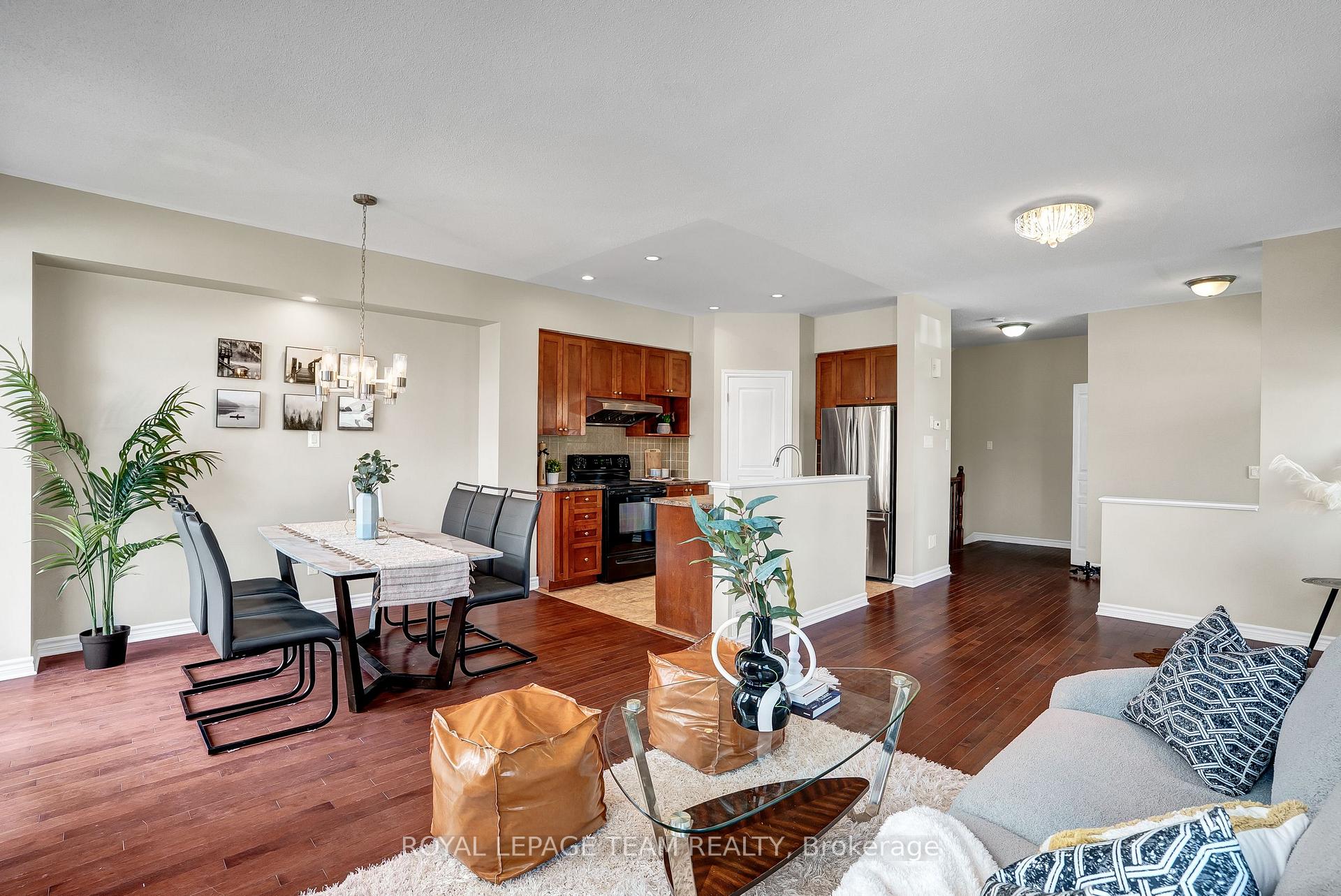 Photo 13 of 74 Madelon Drive, Ottawa, Barrhaven - Longfields — HOMEH