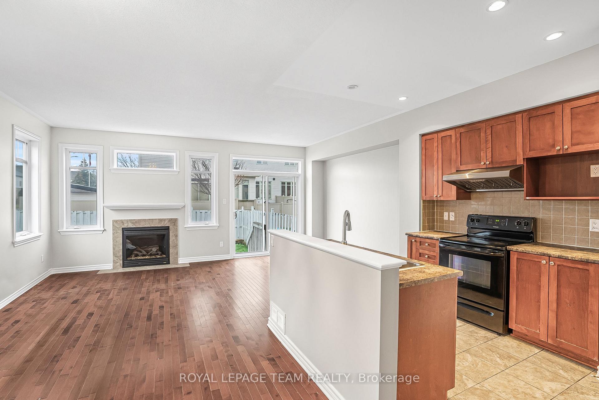 Photo 18 of 74 Madelon Drive, Ottawa, Barrhaven - Longfields — HOMEH