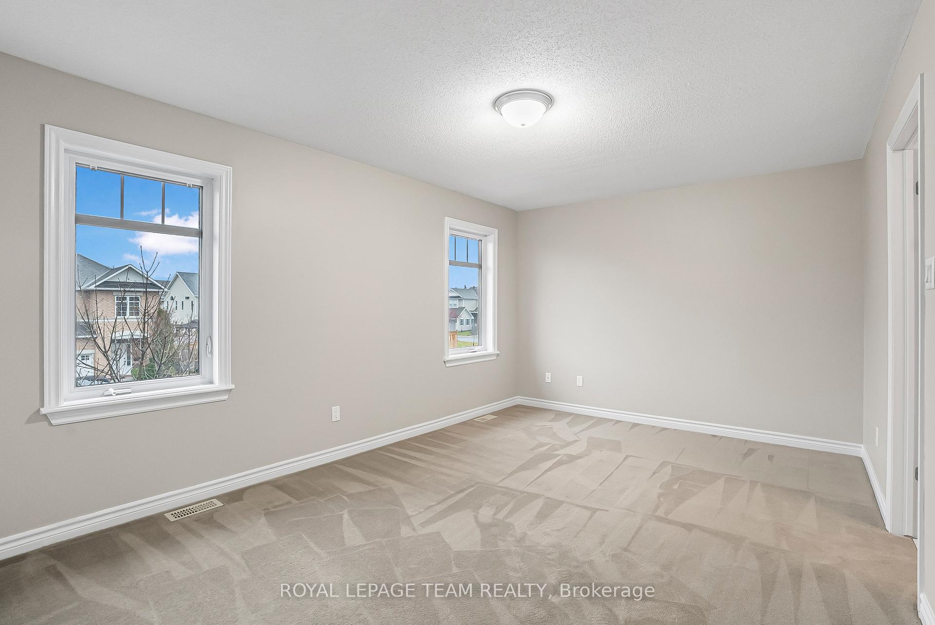 Photo 33 of 74 Madelon Drive, Ottawa, Barrhaven - Longfields — HOMEH