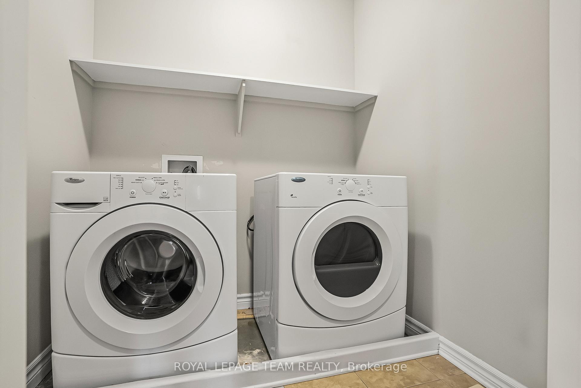 Photo 44 of 74 Madelon Drive, Ottawa, Barrhaven - Longfields — HOMEH