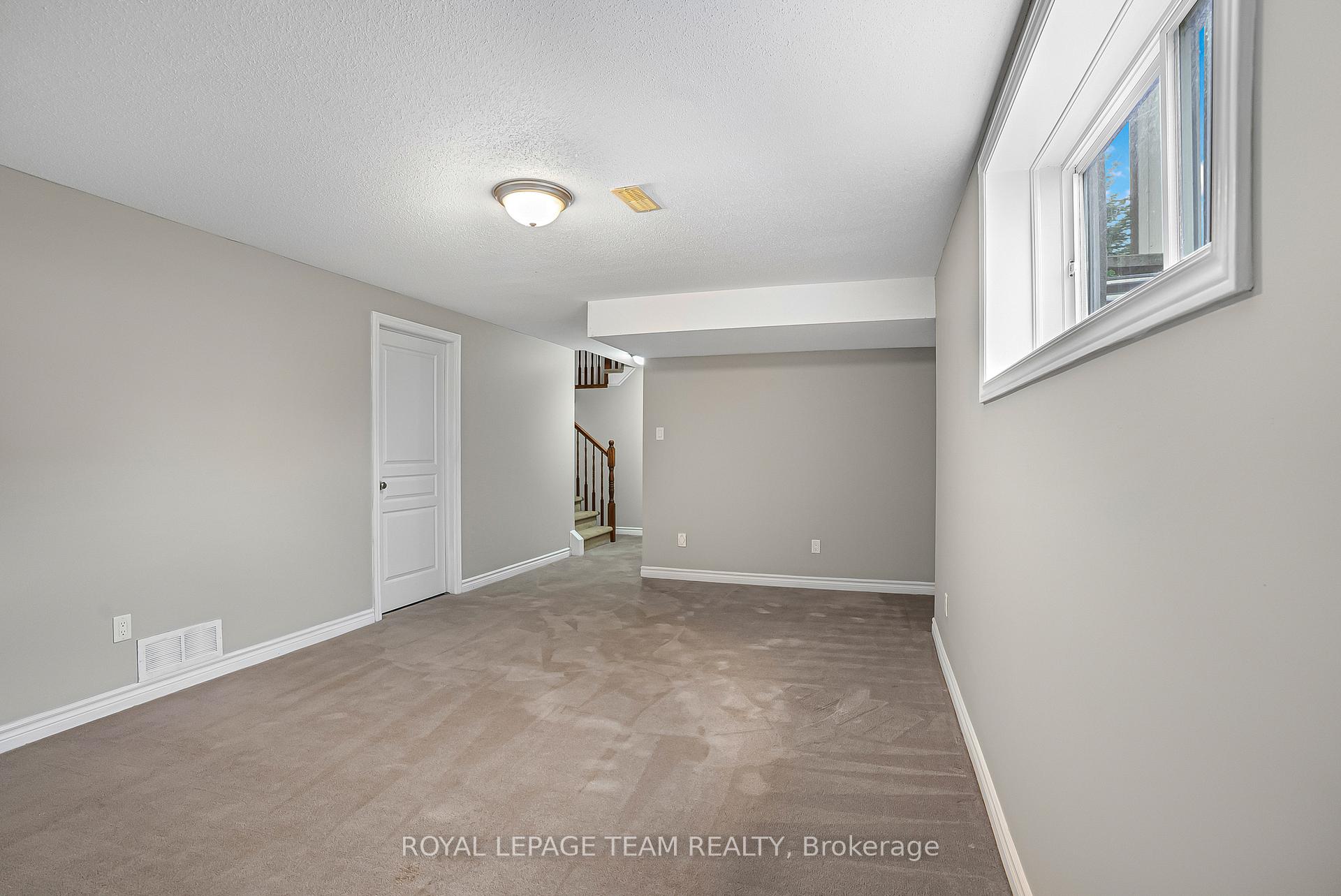 Photo 45 of 74 Madelon Drive, Ottawa, Barrhaven - Longfields — HOMEH