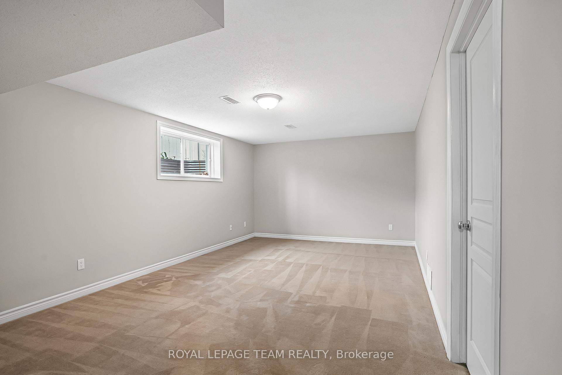 Photo 46 of 74 Madelon Drive, Ottawa, Barrhaven - Longfields — HOMEH