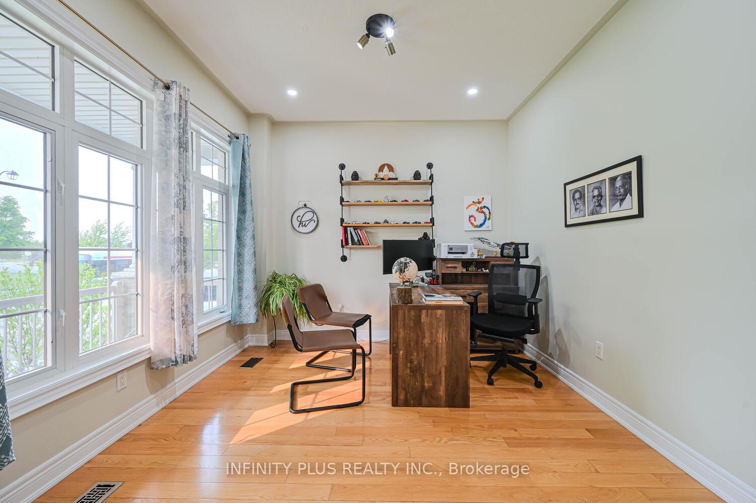 Photo 28 of 3 Lacoste Boulevard, Brampton, Vales of Castlemore North — HOMEH