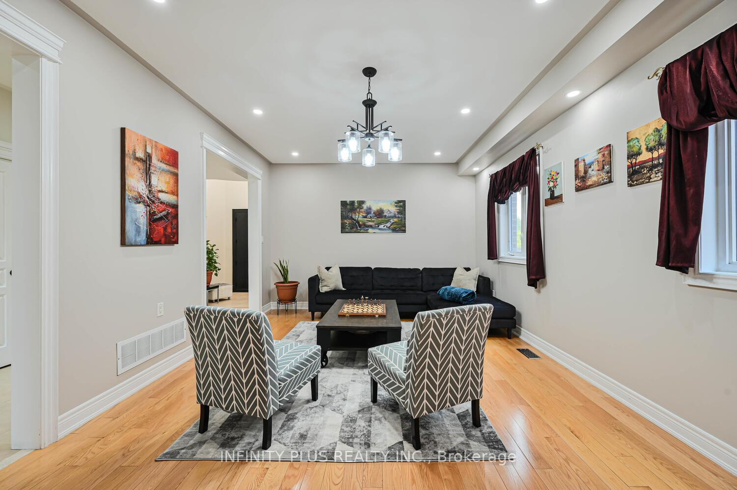 Photo 3 of 3 Lacoste Boulevard, Brampton, Vales of Castlemore North — HOMEH