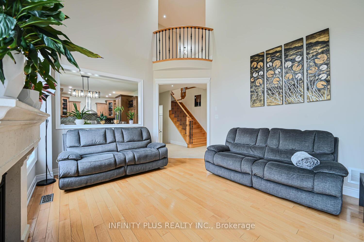 Photo 34 of 3 Lacoste Boulevard, Brampton, Vales of Castlemore North — HOMEH