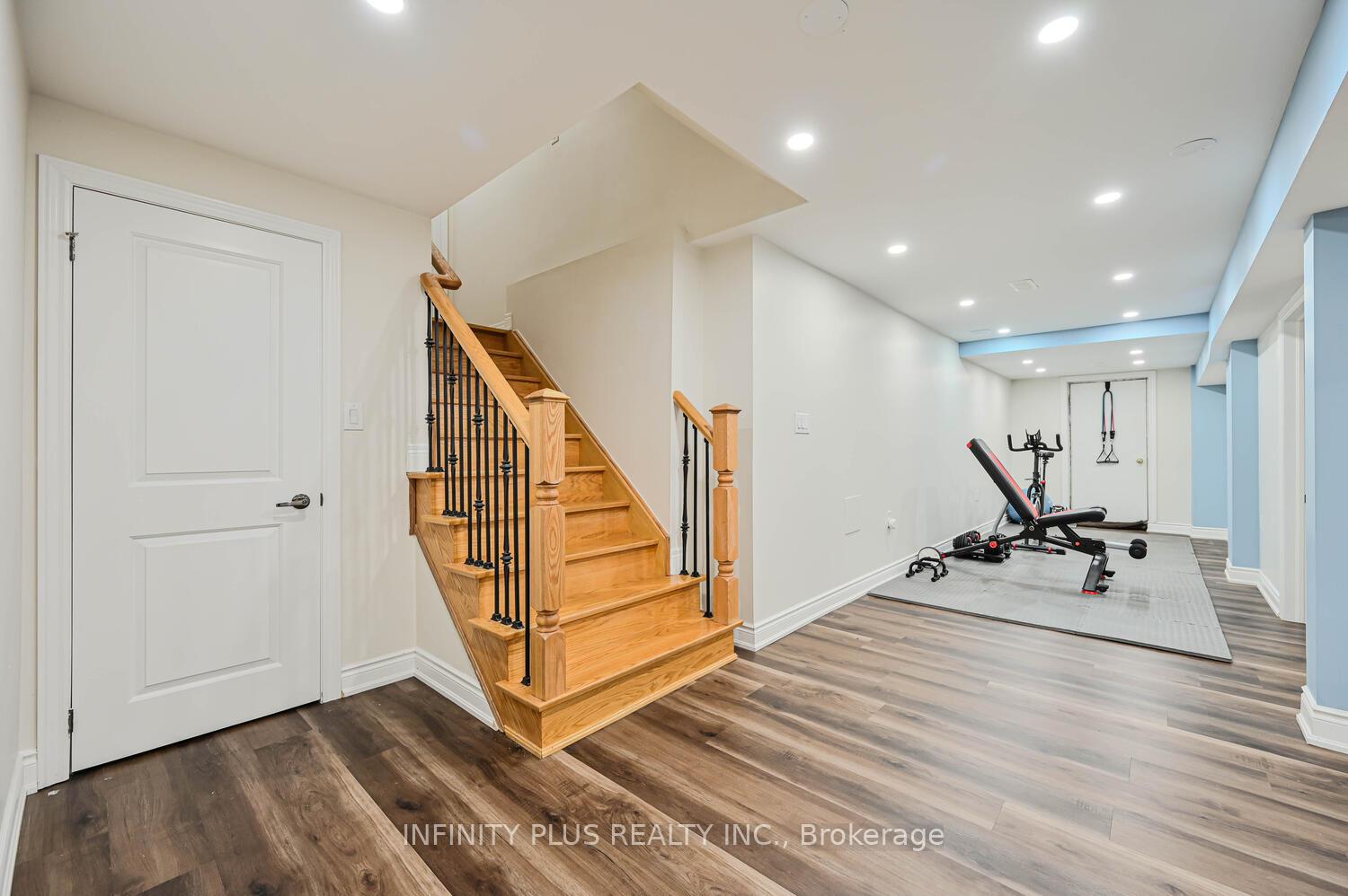 Photo 20 of 3 Lacoste Boulevard, Brampton, Vales of Castlemore North — HOMEH