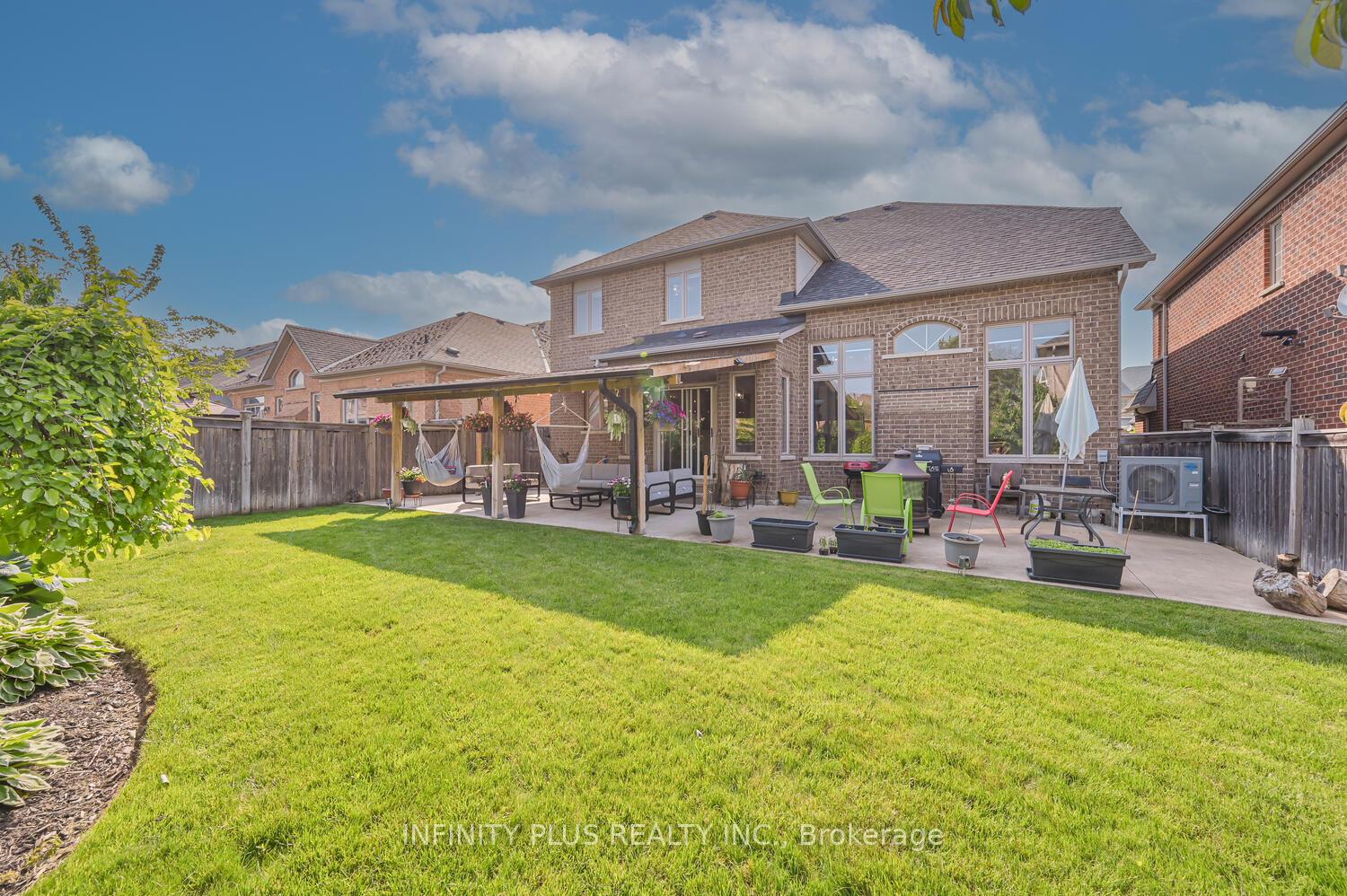 Photo 33 of 3 Lacoste Boulevard, Brampton, Vales of Castlemore North — HOMEH