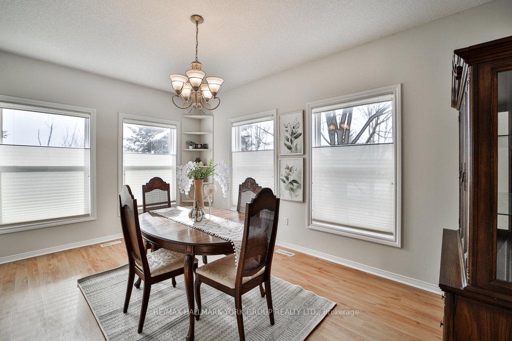 Photo 15 of 95 John West Way, Aurora, Bayview Wellington — HOMEH