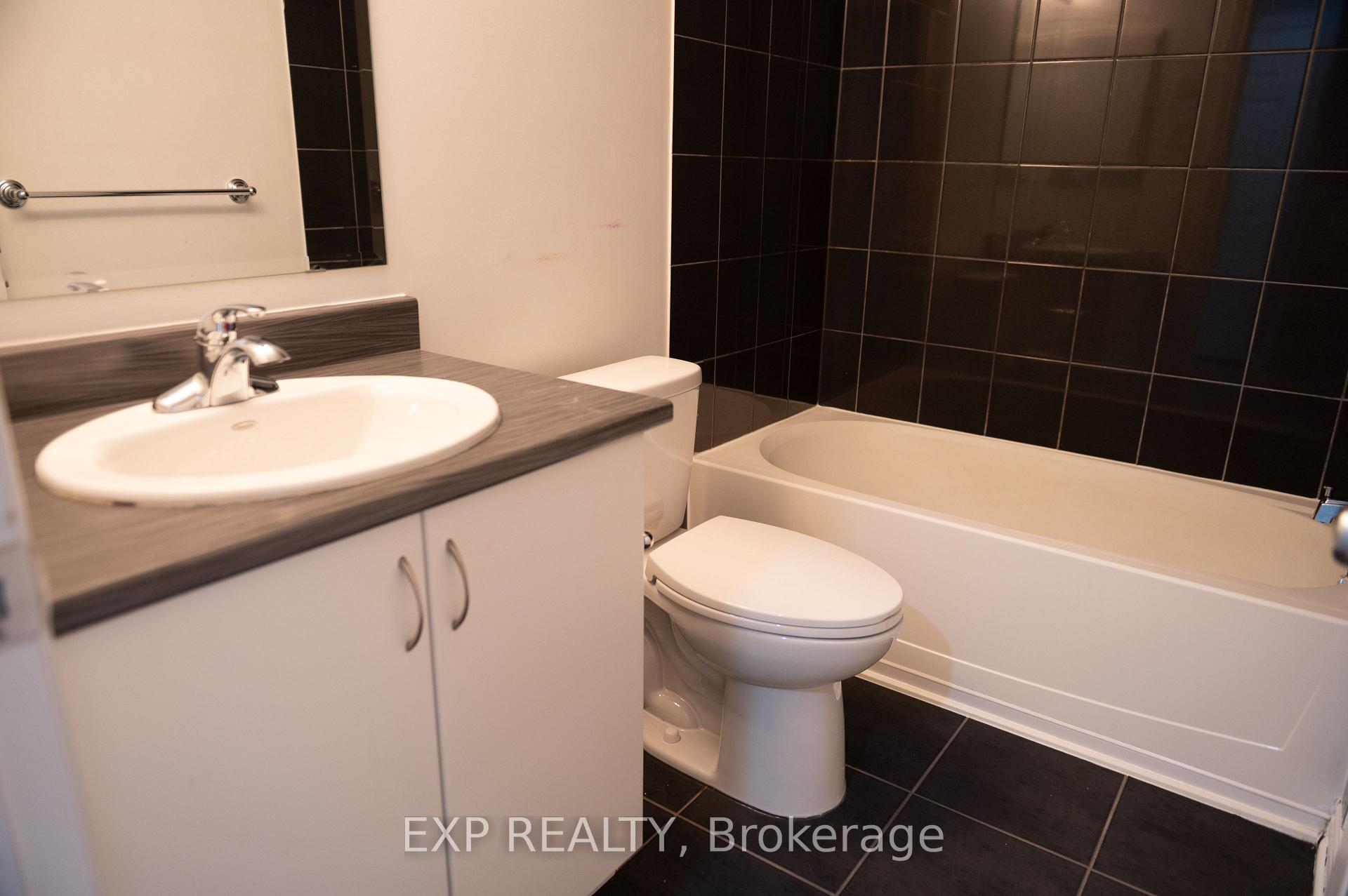 Photo 13 of Unit A, 679 Sue Holloway Drive, Ottawa, Barrhaven - Strandherd — HOMEH