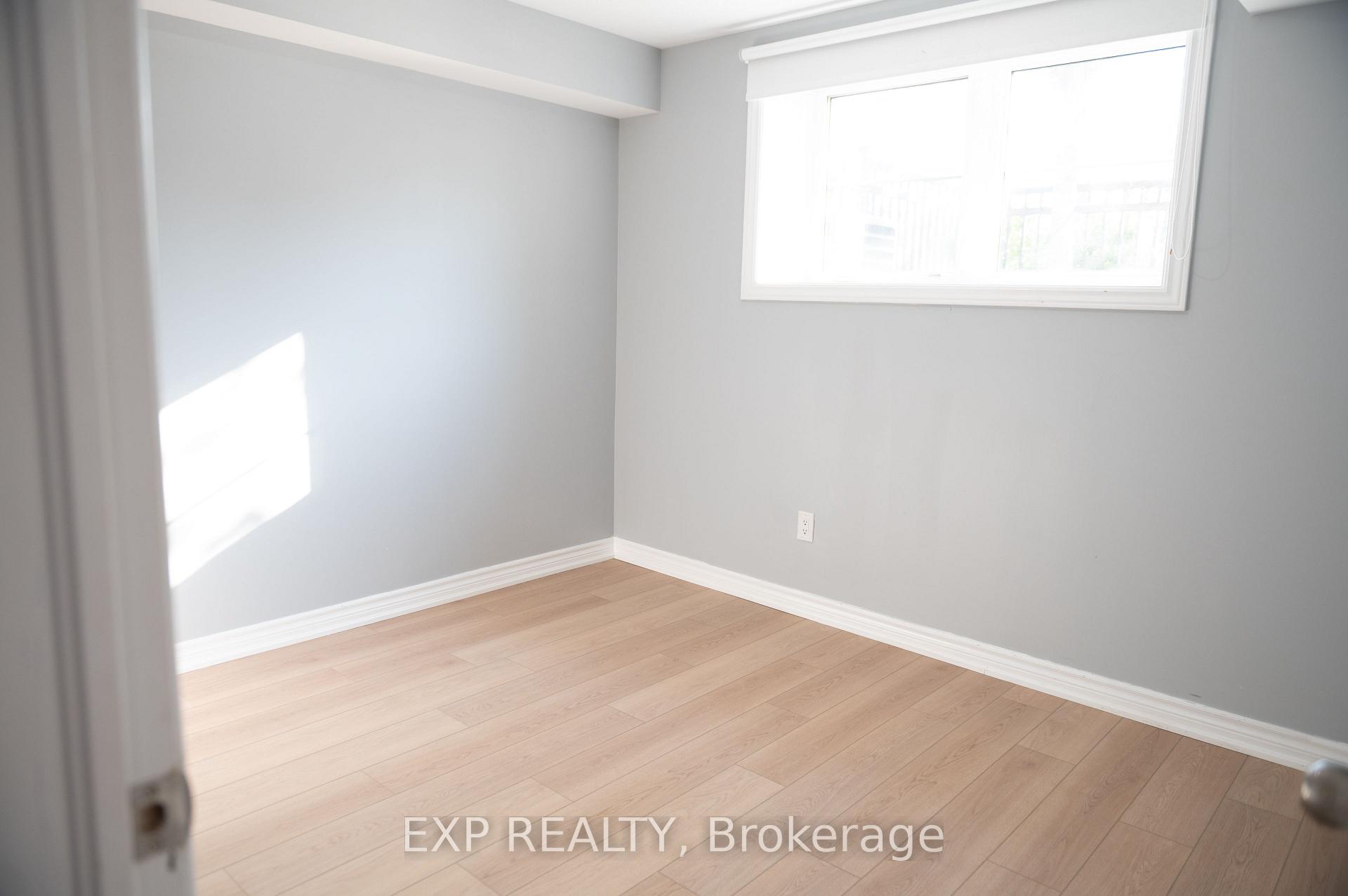 Photo 18 of Unit A, 679 Sue Holloway Drive, Ottawa, Barrhaven - Strandherd — HOMEH