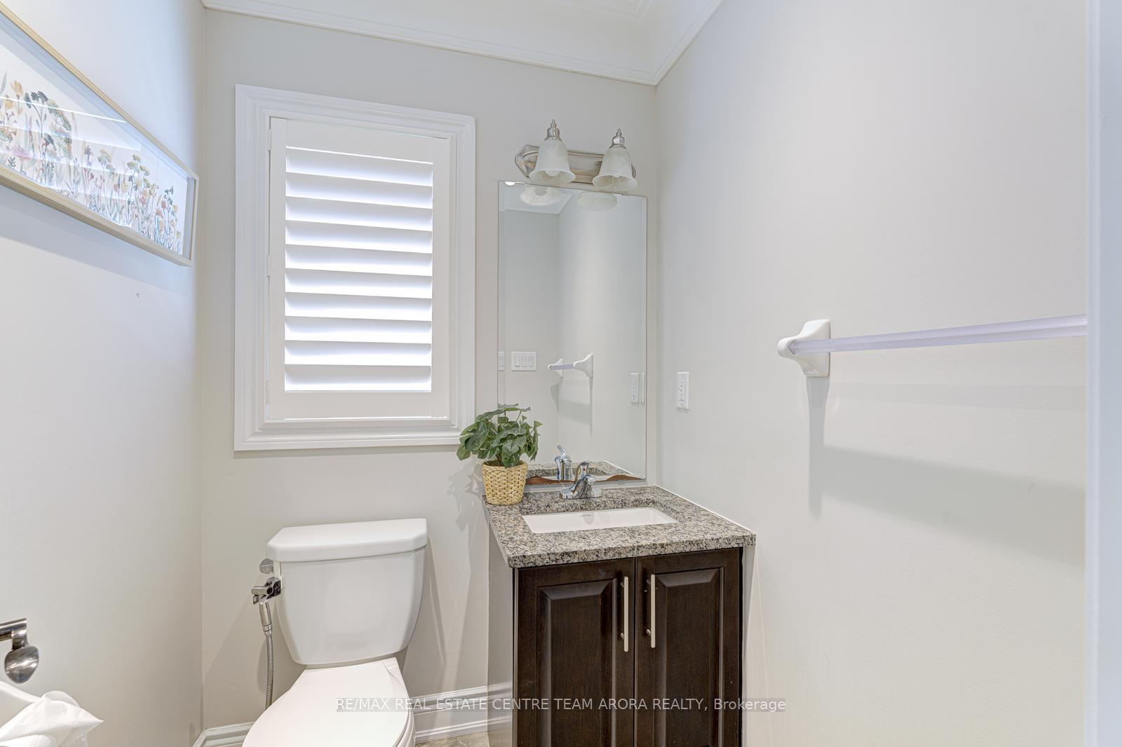 Photo 8 of 43 Elysian Fields Circle, Brampton, Bram West — HOMEH