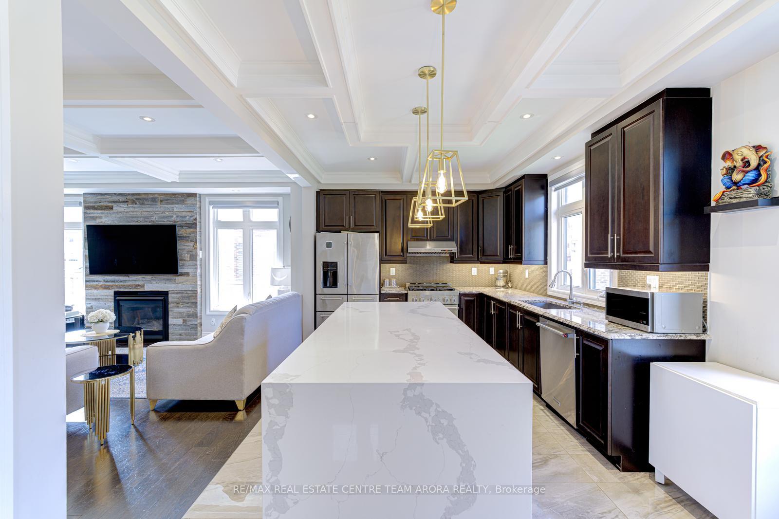 Photo 16 of 43 Elysian Fields Circle, Brampton, Bram West — HOMEH