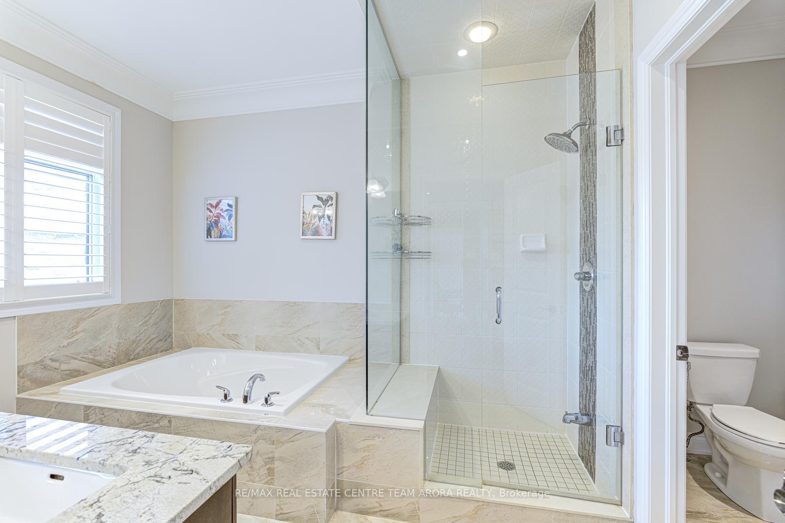 Photo 20 of 43 Elysian Fields Circle, Brampton, Bram West — HOMEH