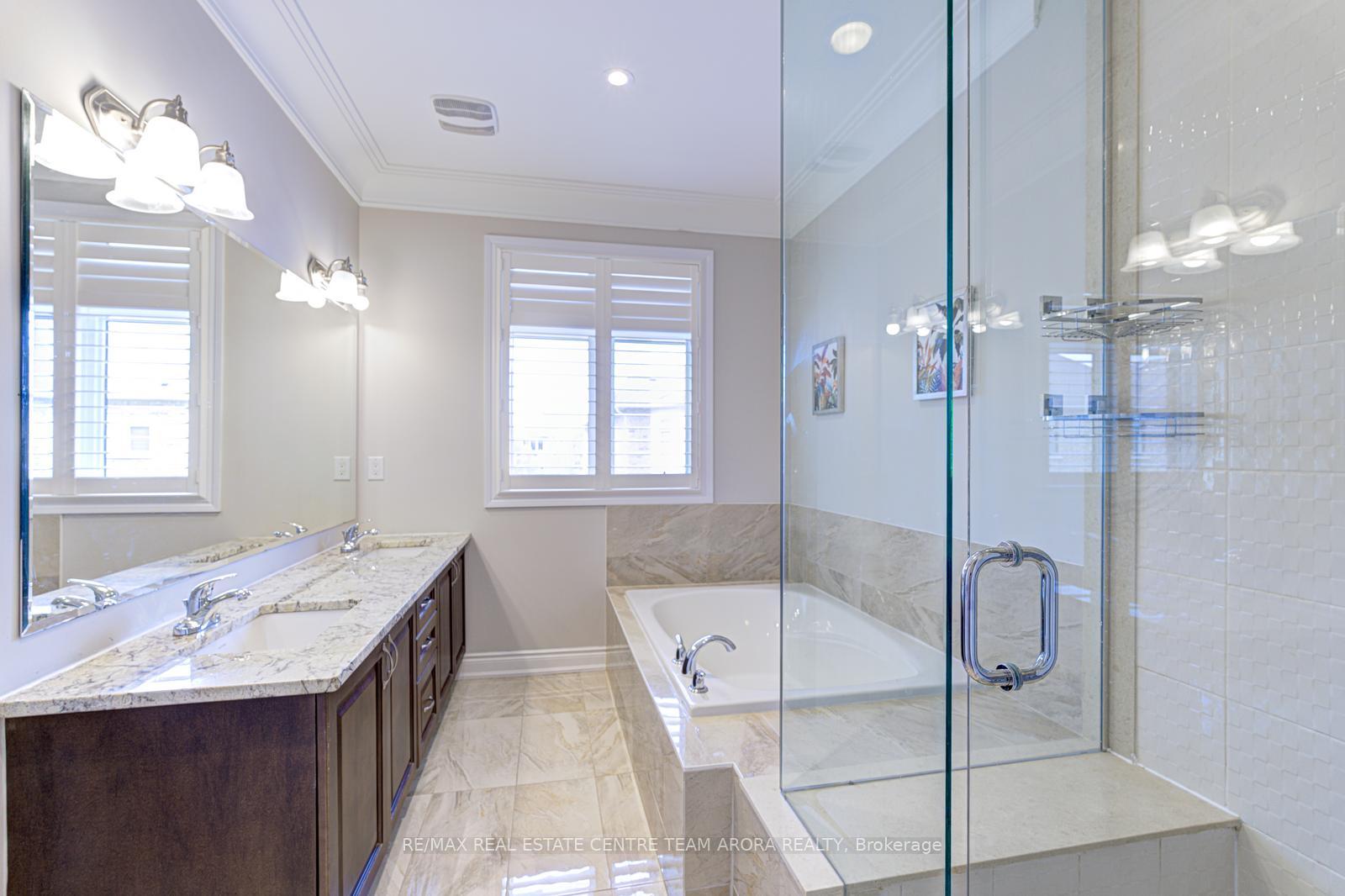 Photo 13 of 43 Elysian Fields Circle, Brampton, Bram West — HOMEH