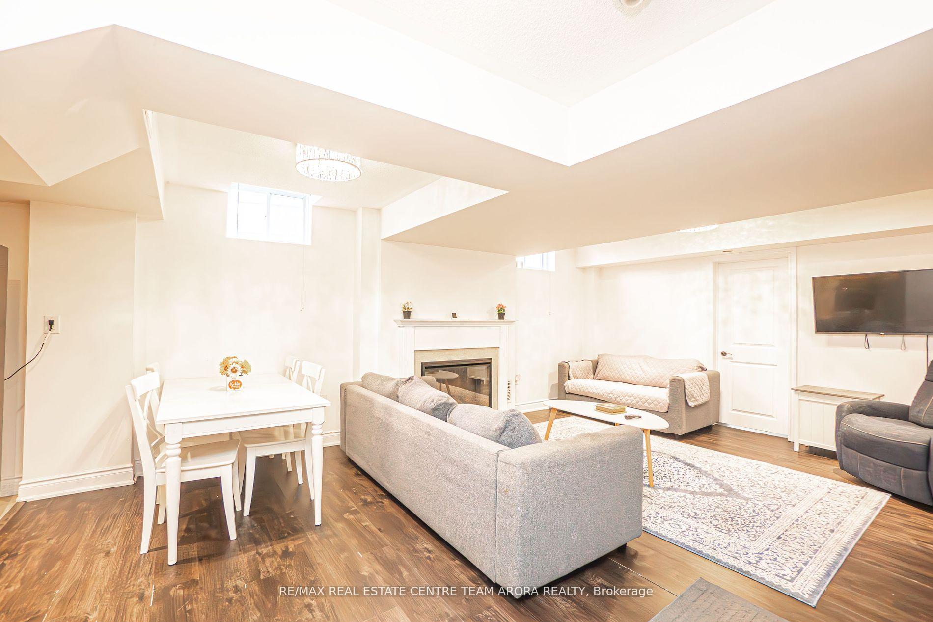 Photo 27 of 43 Elysian Fields Circle, Brampton, Bram West — HOMEH
