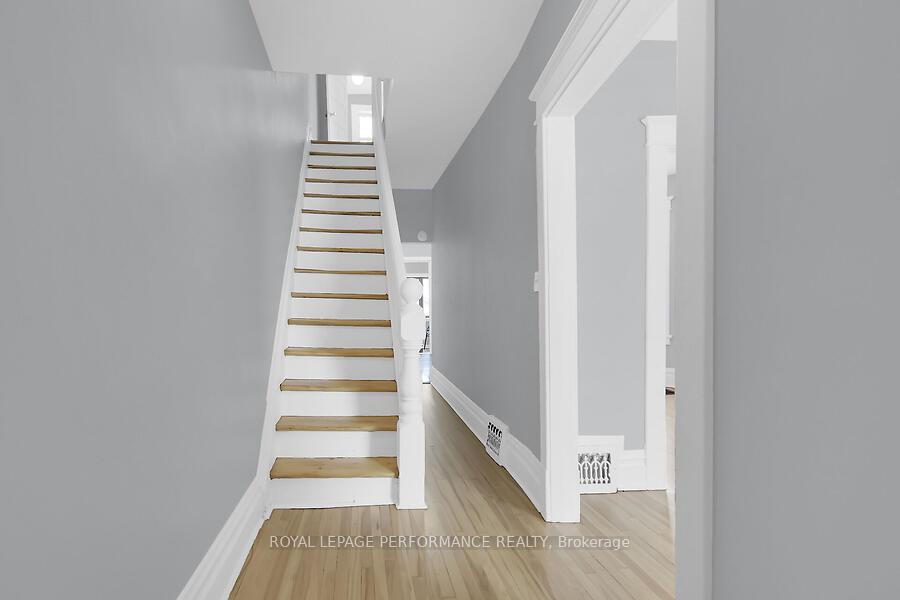 Photo 2 of 108 Grove Avenue, Ottawa, Old Ottawa South — HOMEH