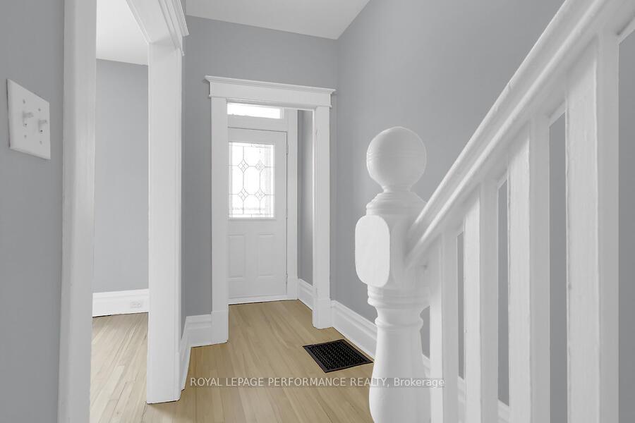 Photo 3 of 108 Grove Avenue, Ottawa, Old Ottawa South — HOMEH