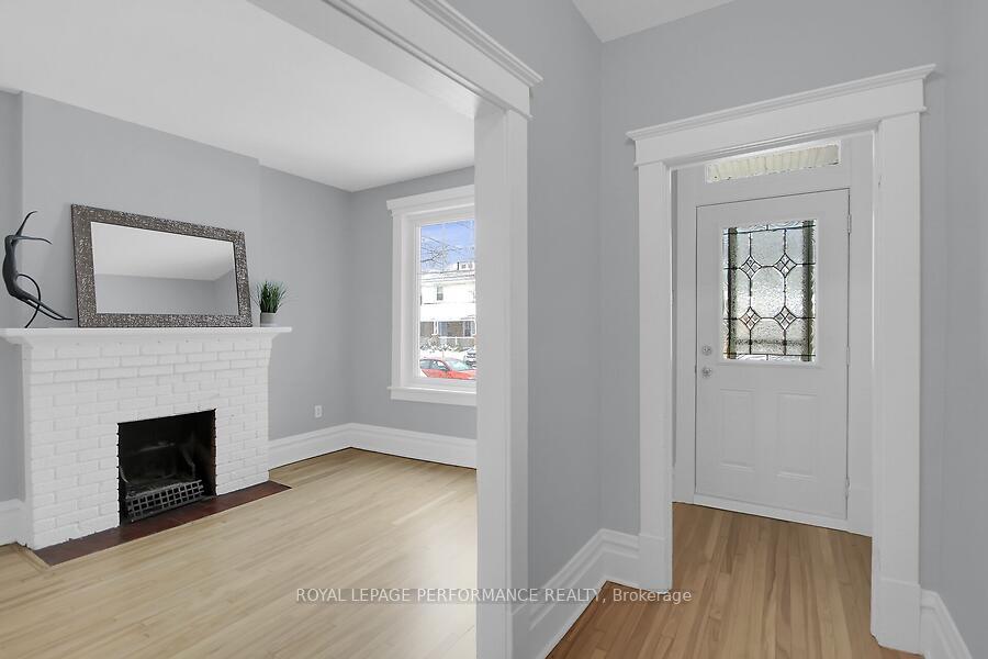 Photo 6 of 108 Grove Avenue, Ottawa, Old Ottawa South — HOMEH
