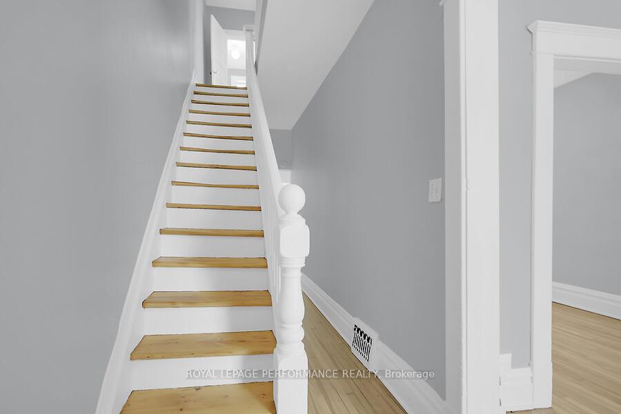 Photo 19 of 108 Grove Avenue, Ottawa, Old Ottawa South — HOMEH