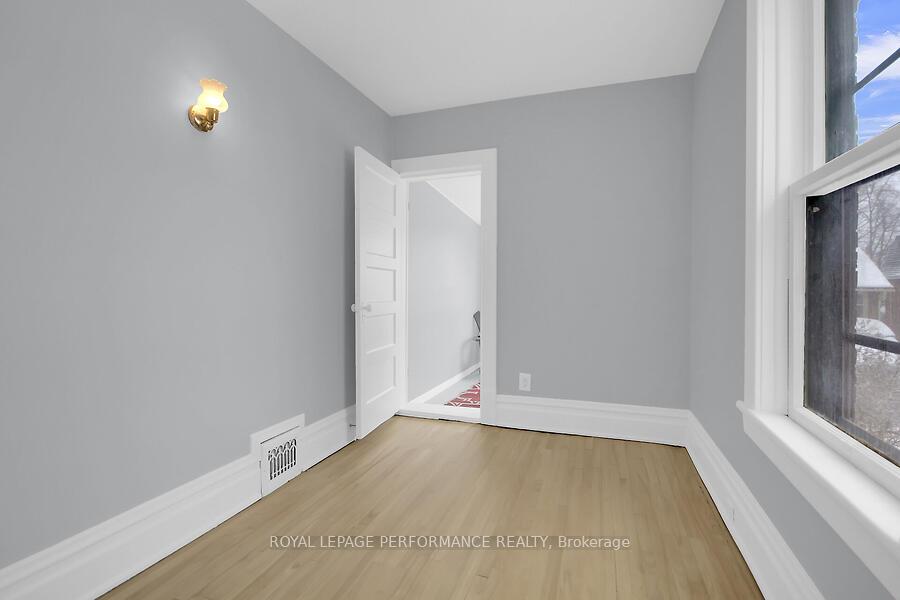 Photo 20 of 108 Grove Avenue, Ottawa, Old Ottawa South — HOMEH