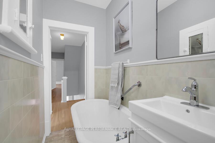 Photo 31 of 108 Grove Avenue, Ottawa, Old Ottawa South — HOMEH