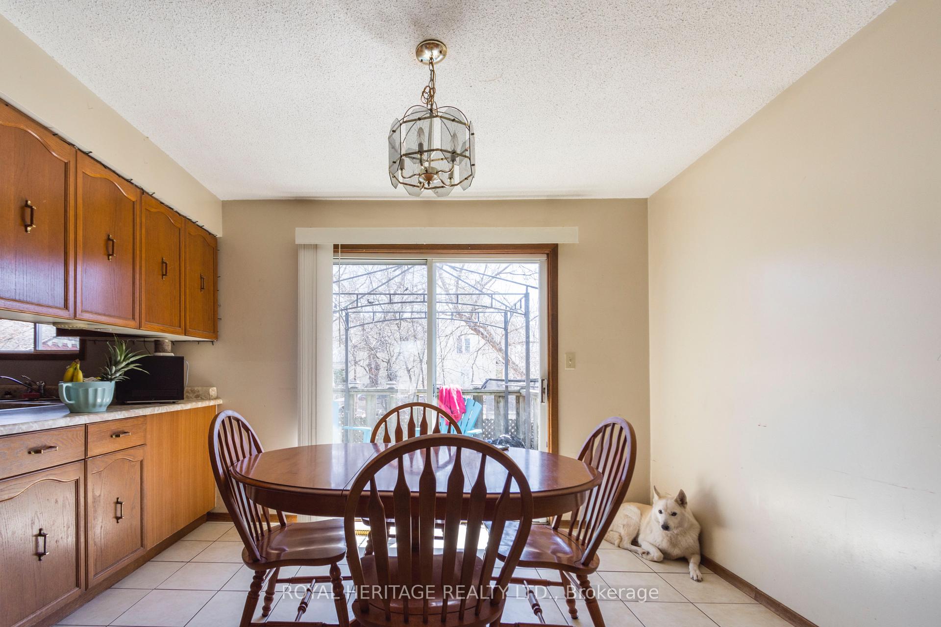 Photo 8 of 15 Elgin Street W, Brighton — HOMEH