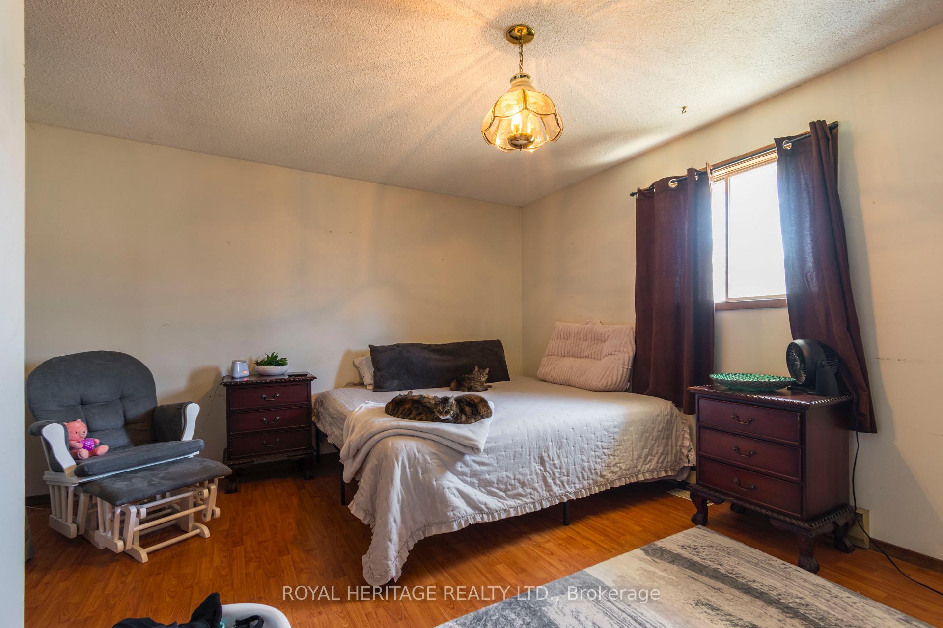Photo 11 of 15 Elgin Street W, Brighton — HOMEH
