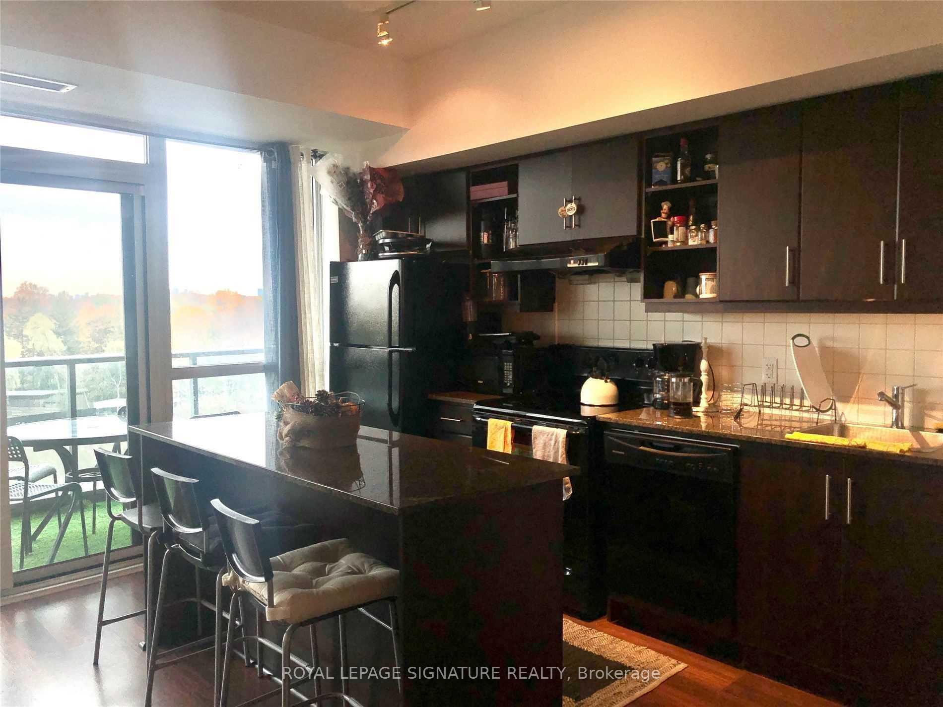 Photo 9 of Unit 603, 35 Brian Peck Crescent, Toronto, Leaside — HOMEH
