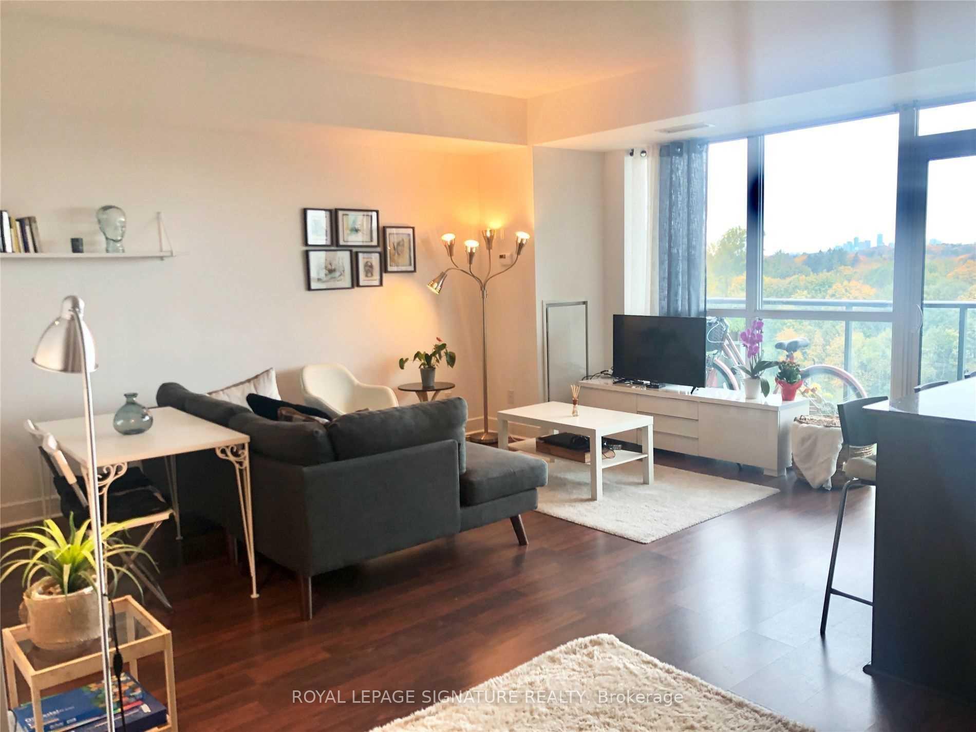 Photo 6 of Unit 603, 35 Brian Peck Crescent, Toronto, Leaside — HOMEH