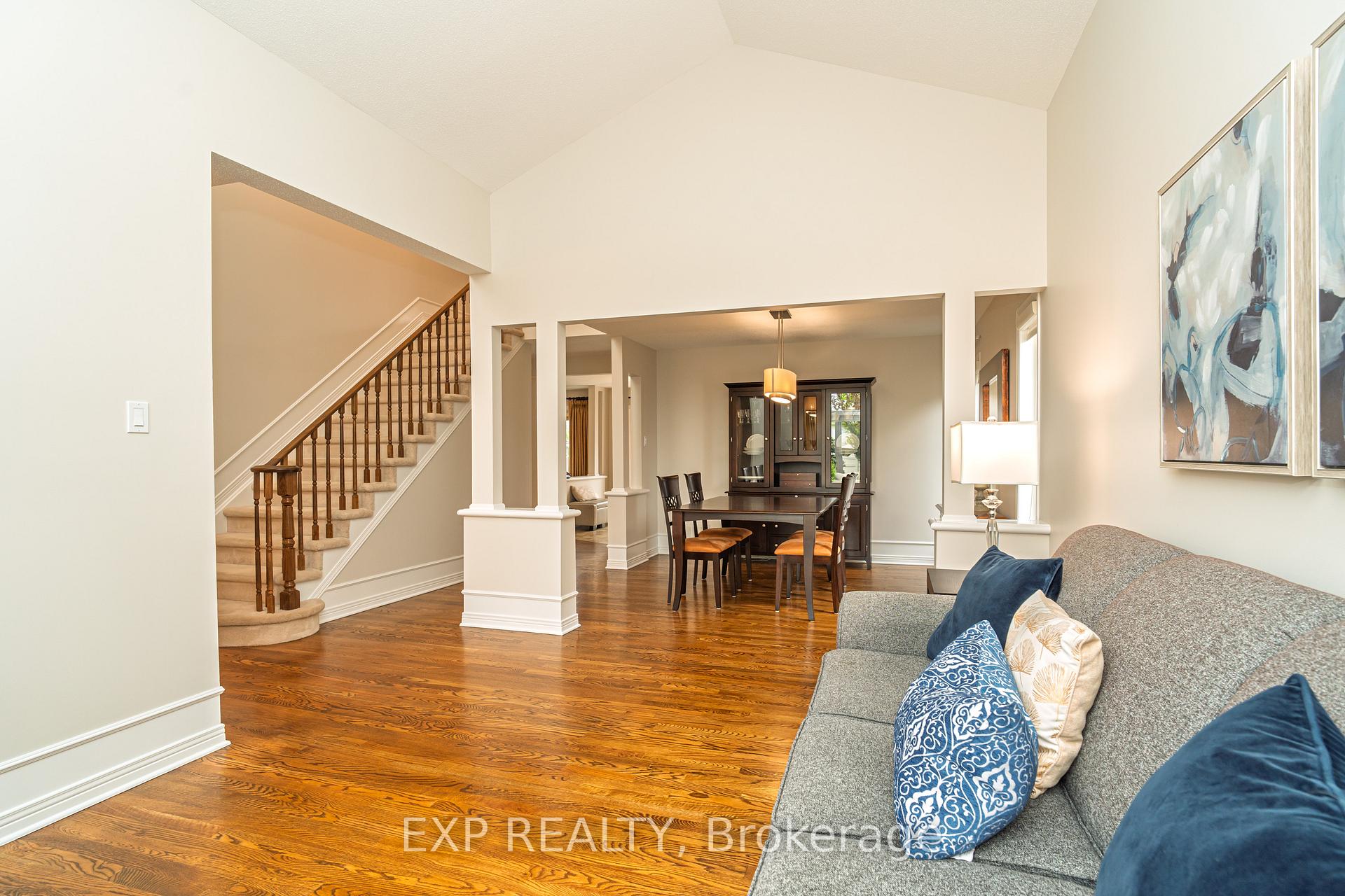 Photo 4 of 993 Red Spruce Street, Ottawa, Riverside South/Gloucester Glen — HOMEH