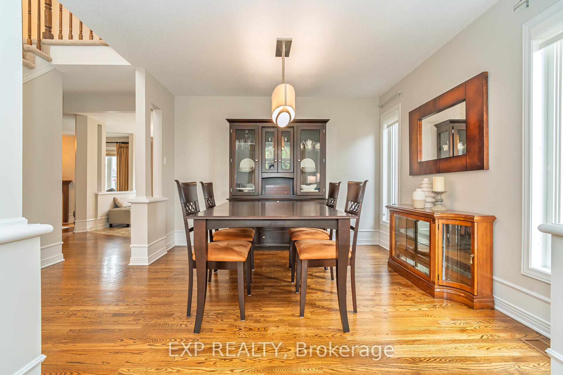 Photo 5 of 993 Red Spruce Street, Ottawa, Riverside South/Gloucester Glen — HOMEH