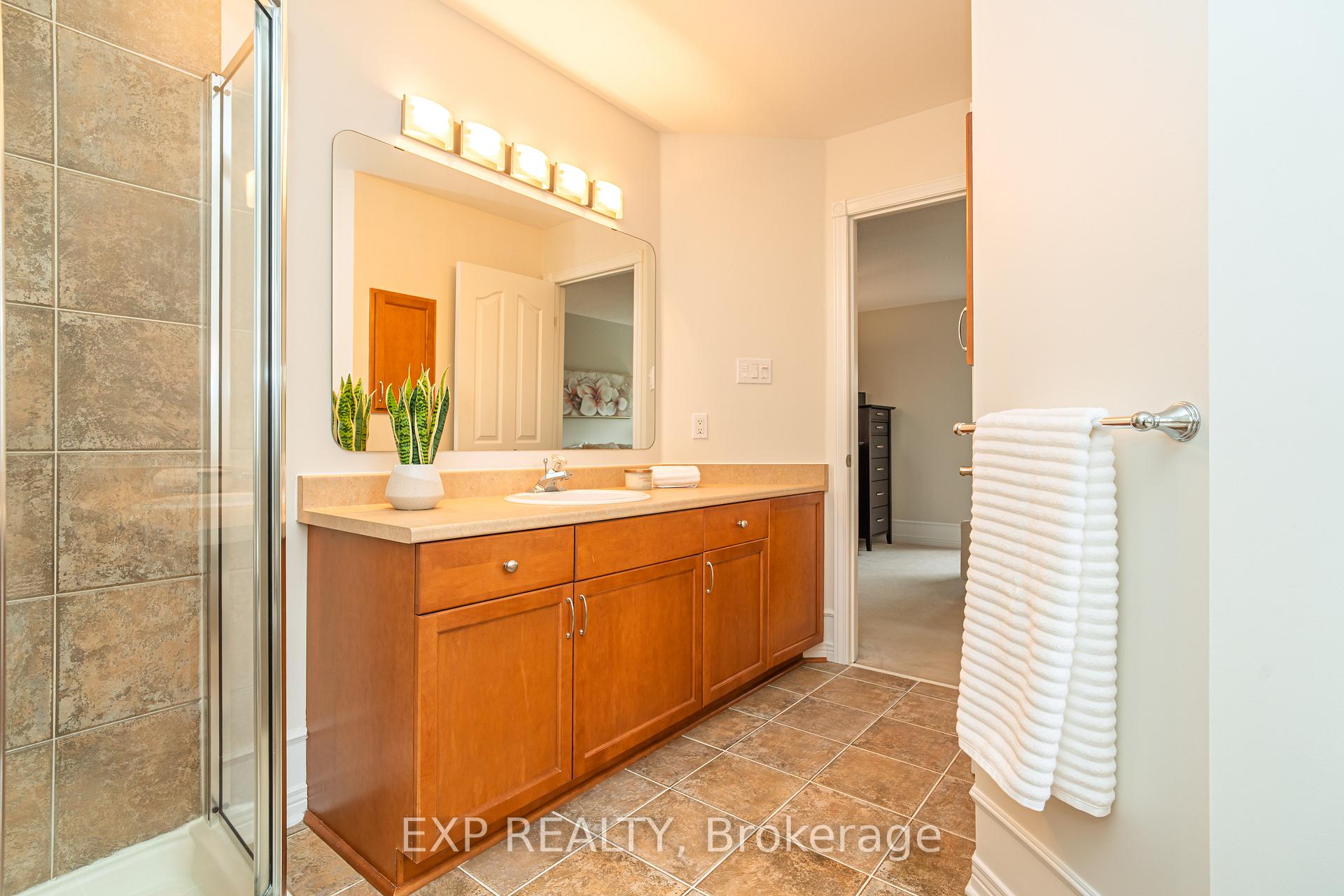 Photo 20 of 993 Red Spruce Street, Ottawa, Riverside South/Gloucester Glen — HOMEH