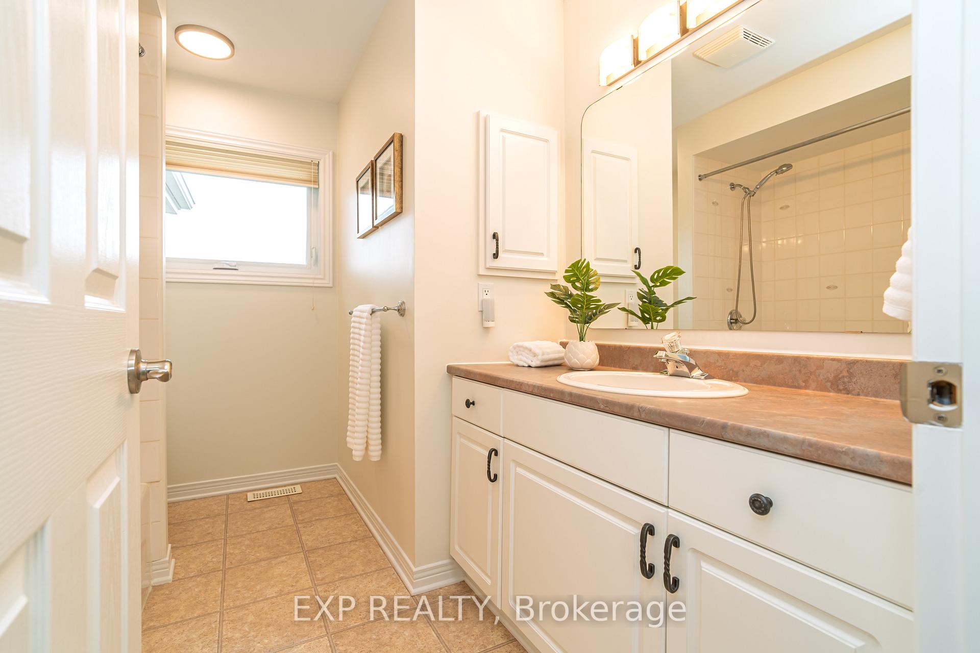 Photo 26 of 993 Red Spruce Street, Ottawa, Riverside South/Gloucester Glen — HOMEH