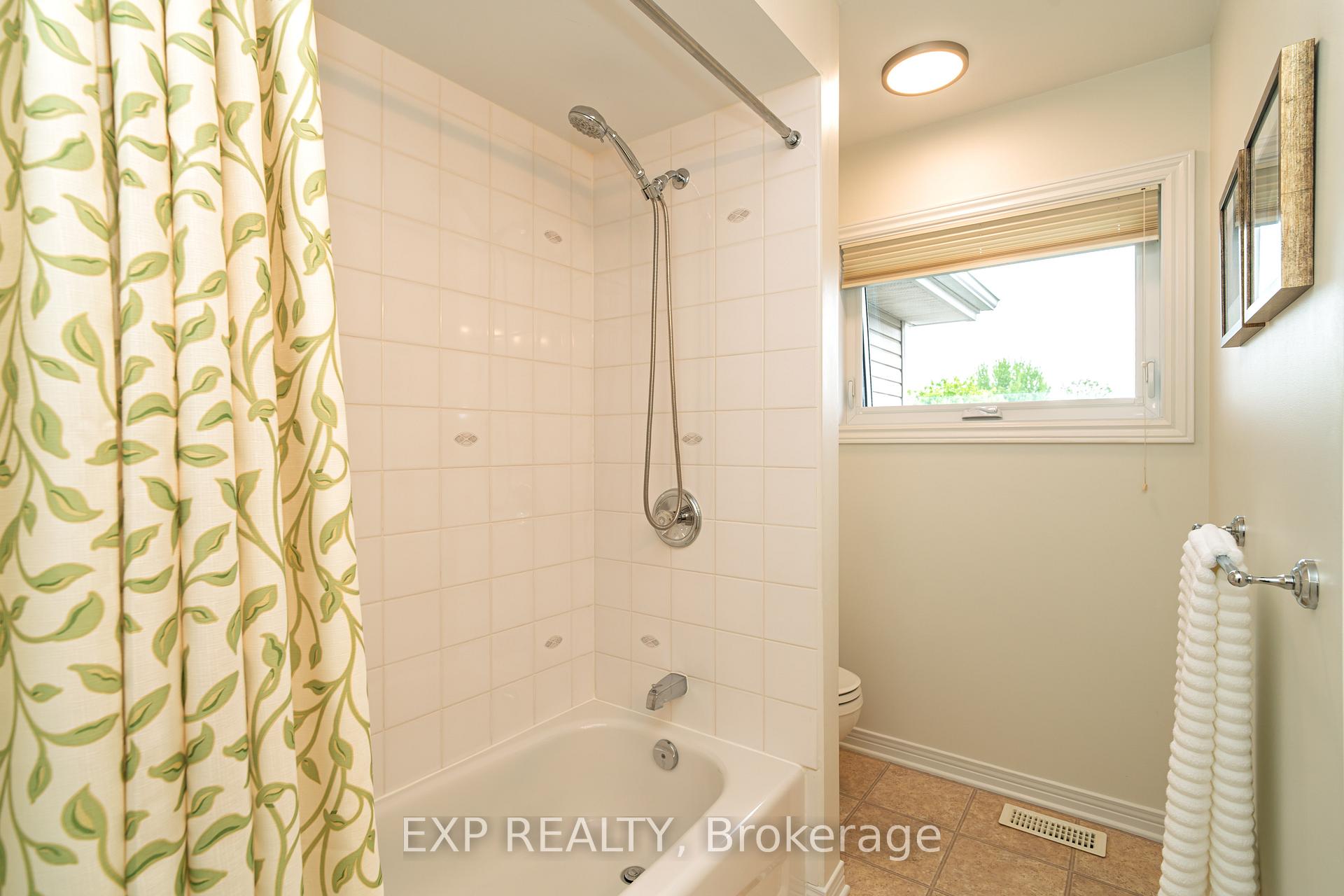 Photo 28 of 993 Red Spruce Street, Ottawa, Riverside South/Gloucester Glen — HOMEH