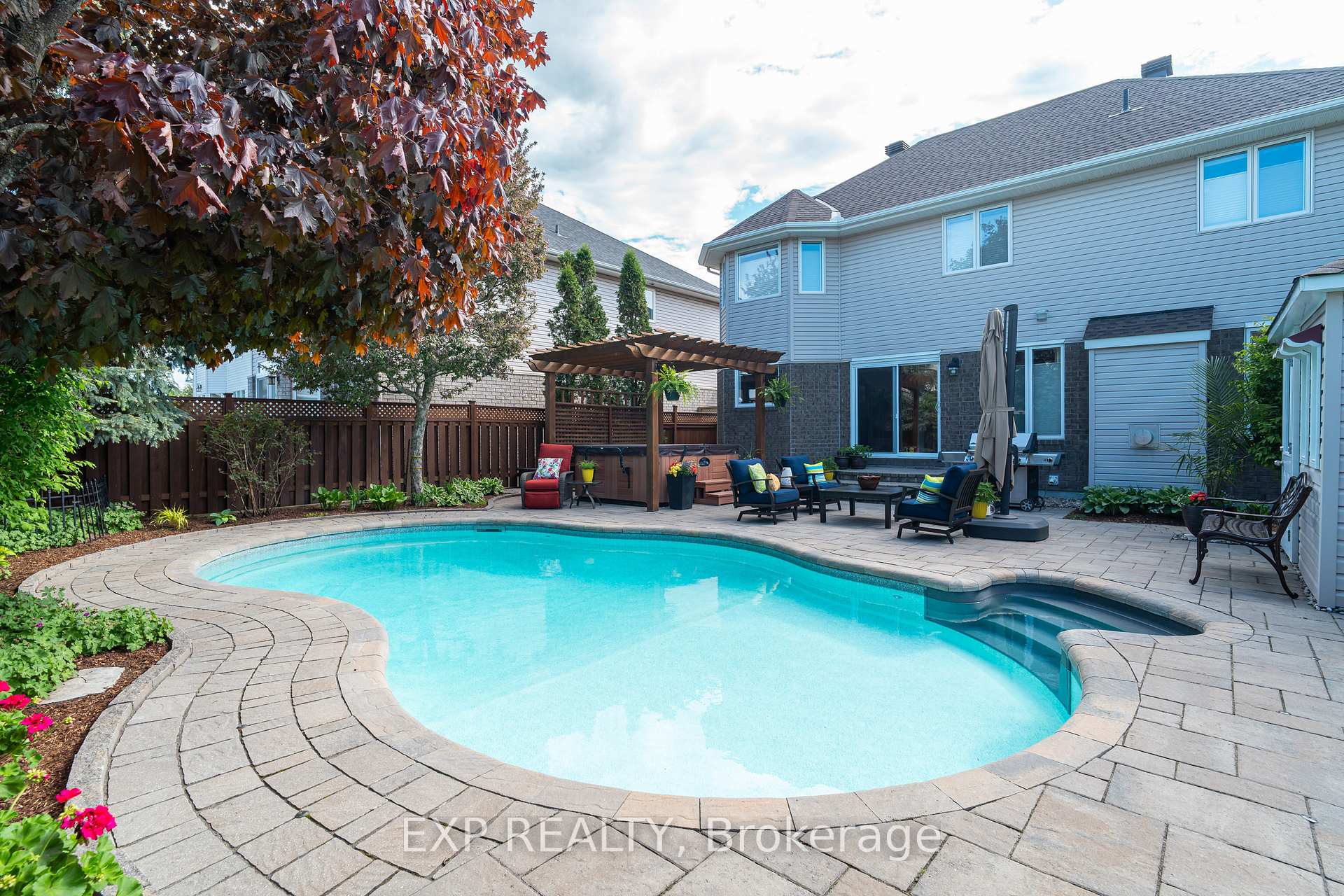 Photo 37 of 993 Red Spruce Street, Ottawa, Riverside South/Gloucester Glen — HOMEH