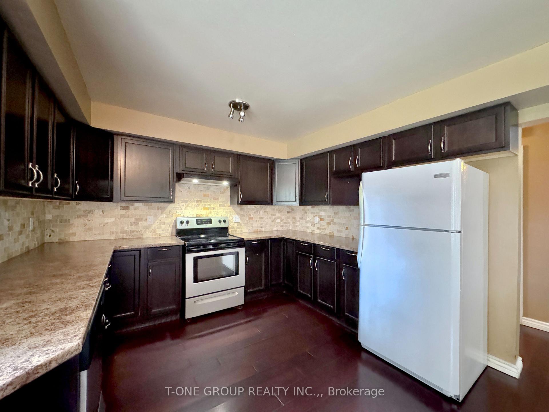 Photo 14 of 202 Cox Mill Road, Barrie, Painswick North — HOMEH