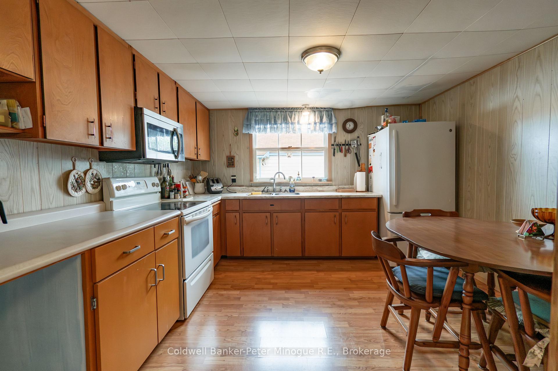 Photo 29 of 37 Red Cedar Road, Temagami — HOMEH