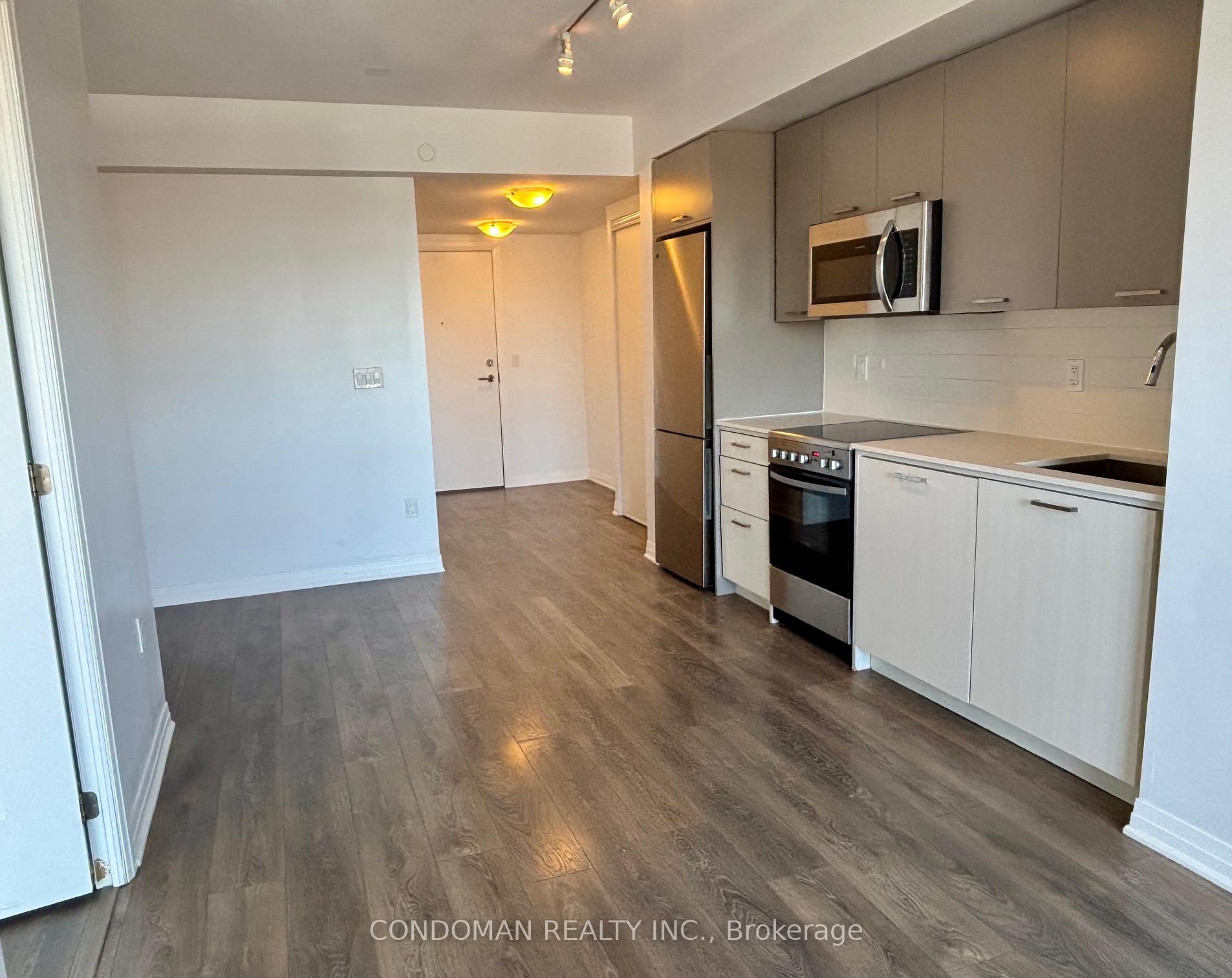 Front of Unit 526, 2301 Danforth Avenue