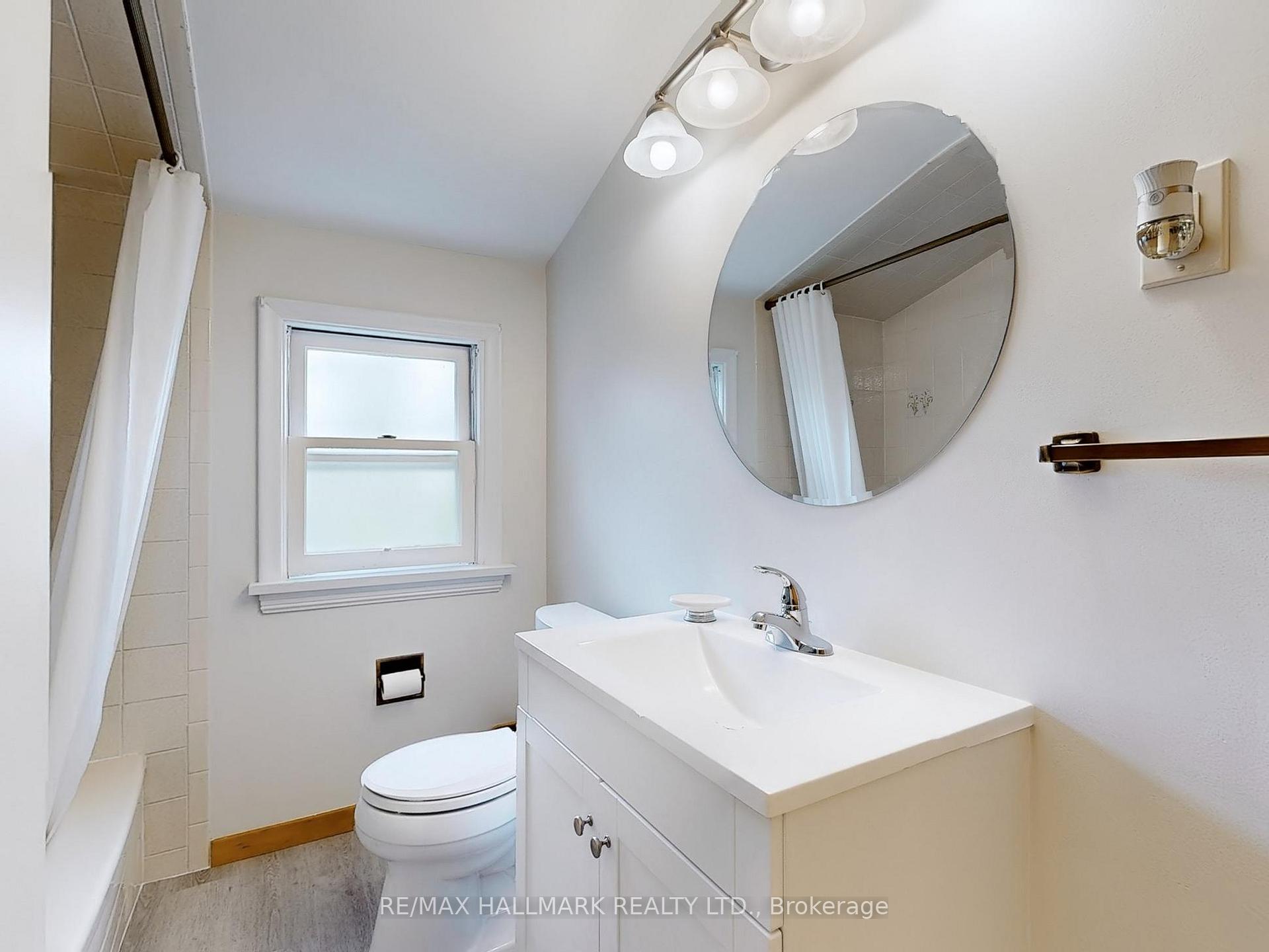 Photo 28 of 124 Mcelroy Road E, Hamilton, Balfour — HOMEH