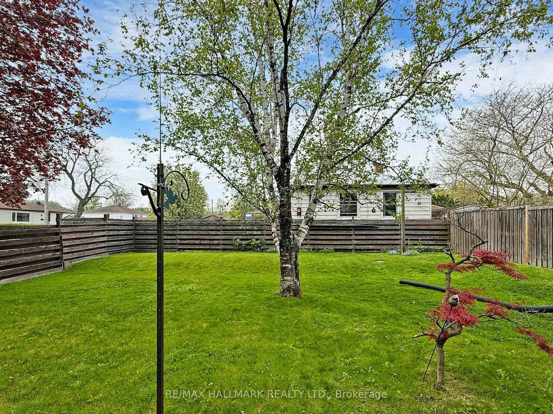 Photo 41 of 124 Mcelroy Road E, Hamilton, Balfour — HOMEH