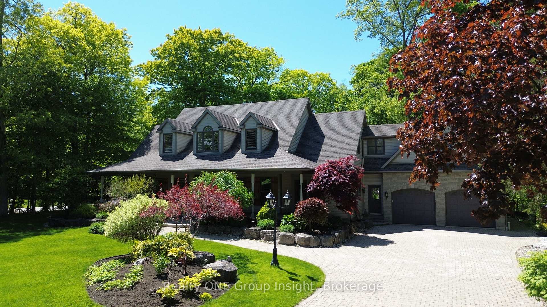 Photo 1 of 652 Westbrook Road, Hamilton, Rural Glanbrook — HOMEH